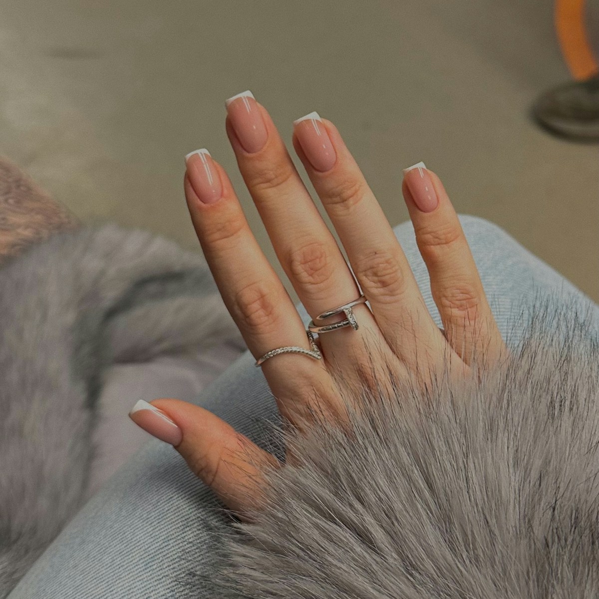 סטילטו אדום